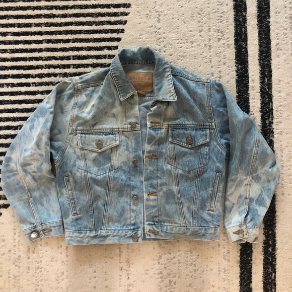 Painted Denim Jacket Japanese Geisha Girl - Picture 2 of 6